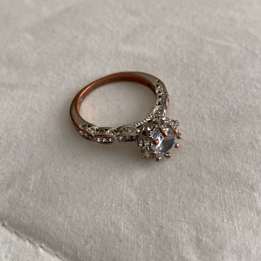 Crystal Ring - Picture 3 of 4